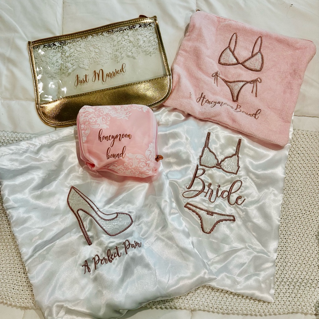 Bridal Lingerie And Accessories Set